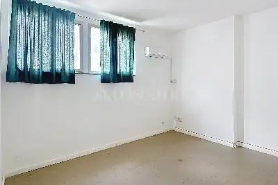 Negozio in vendita, Via G. Perantoni Satta 27, Sassari