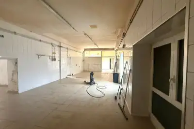 Laboratorio in vendita, Via Avenza, Roma