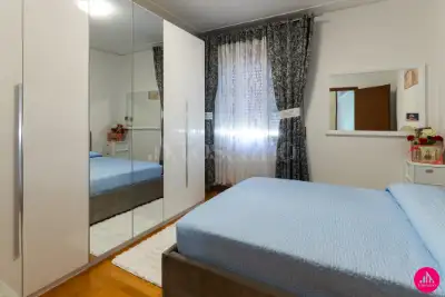 Villino a Schiera in vendita, Viale della Libertà, Pordenone