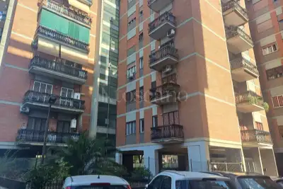 Casa in vendita, Via Alberto Calza Bini, Roma