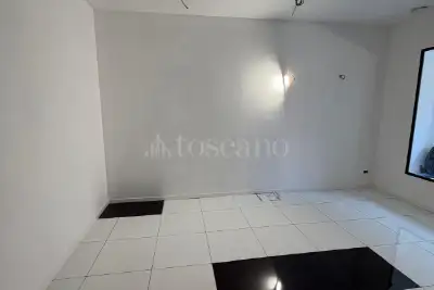 Negozio in vendita, Via Terenzio, Latina