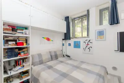 Laboratorio in vendita, Via Lario, Milano