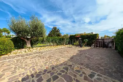 Villa in vendita, Via Cossuzio Menelao, Roma