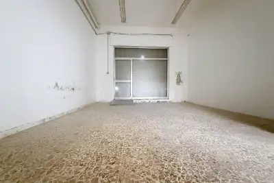 Negozio in affitto, Via Claudio Fermi, Sassari