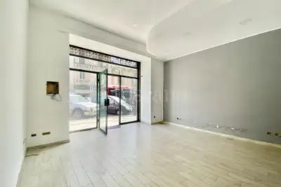 Negozio in affitto, Via Santa Cecilia, Messina