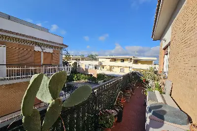 Casa in vendita, Via Svezia, Pomezia