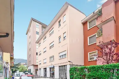 Casa in vendita, Via Dante, Erba