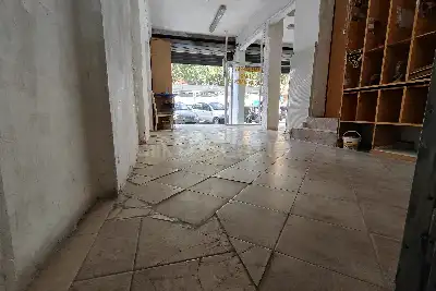 Negozio in affitto, Via Damiano Macaluso, Roma