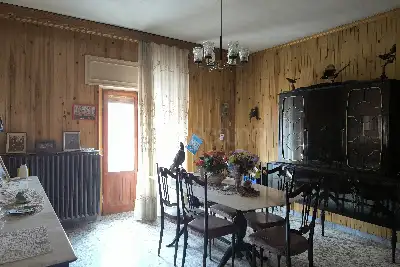 Casa Indipendente in vendita, Via delle Piscine, Tornimparte