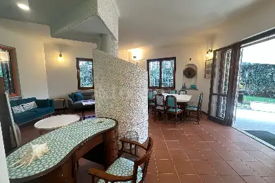 Villa Plurifamiliare in affitto, Via Nervi, Fiumicino