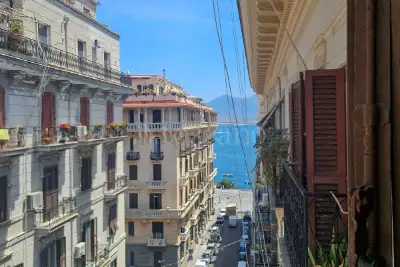 Casa in vendita, Via Santa Lucia, Napoli