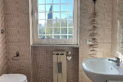 Casa Indipendente in vendita, Via Carife , Roma