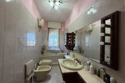 Villa Bifamiliare in vendita, Viale America, Ladispoli