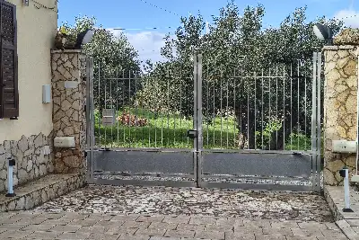 Villa in vendita, via Castellammare, Valderice