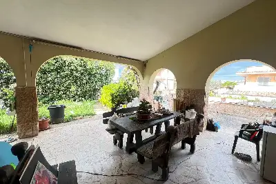 Villa in vendita, Via Capizzone, Roma