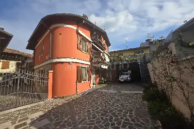 Casa Indipendente in vendita, Ad.ze Casa Natale di Papa Paolo VI, Concesio