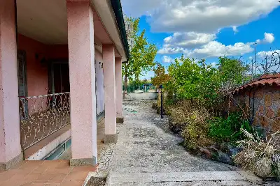 Villa in vendita, Via Portigliola, Roma