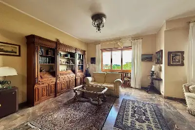 Casa in vendita, Via degli Estensi, Roma