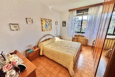 Casa in vendita, Viale dei Caduti Nella Guerra di Liberazione, Roma