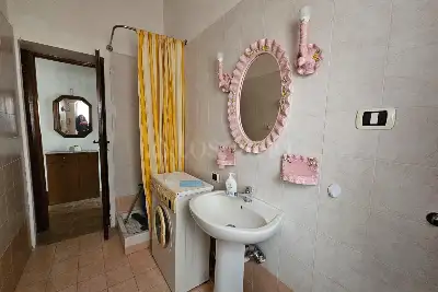 Casa in vendita, Via Rumenia, Pomezia