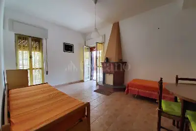 Casa in vendita, Via Rumenia, Pomezia