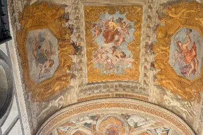 Casa in vendita, Via Maddaloni, Napoli