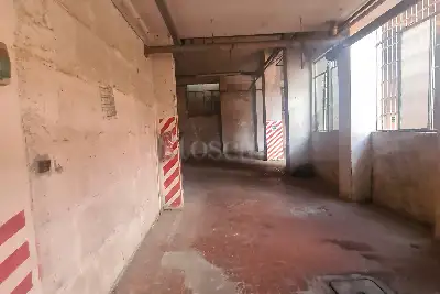 Box in vendita, Via Boccaccio, Pomezia