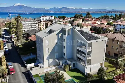 Casa in vendita, Via Goldoni, Peschiera del Garda