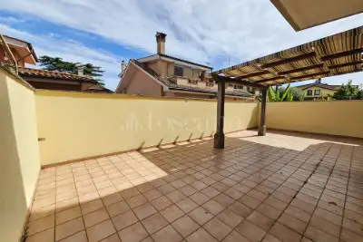 Villa Plurifamiliare in vendita, Via Oceano Atlantico, Pomezia