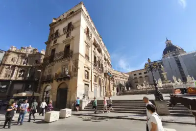Casa in vendita, Piazza Pretoria, Palermo