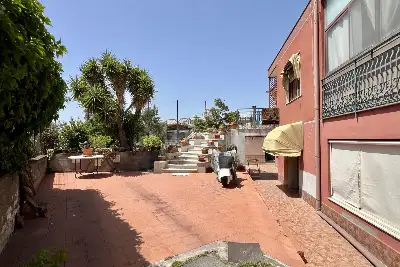 Villa in vendita, Via Antonino di Sangiuliano, Sant'Agata li Battiati