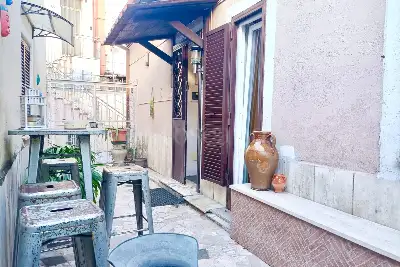 Casa in vendita, Via Ostiense, Roma