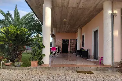 Villa Bifamiliare in vendita, Via San Giuseppe, Cisterna di Latina