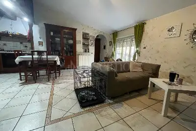 Villa in vendita, Via Gian Pietro Talamini, Roma