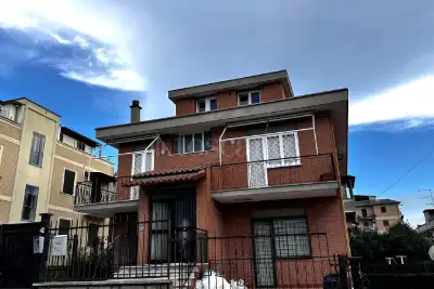 Casa in vendita, Via Pietro Castelli, Roma