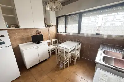 Casa in vendita, Viale dei Caduti per la Resistenza, Roma
