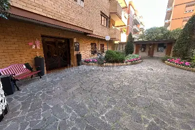 Casa in vendita, Via delle Baleari, Roma