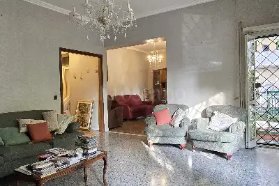 Casa in vendita, Via Costantino, Roma