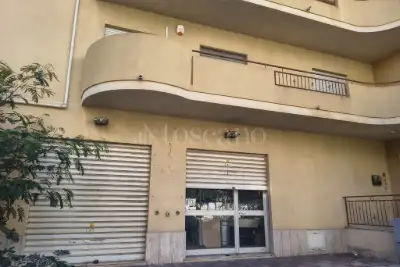 Negozio in vendita, Via Convento San Francesco di Paola, Trapani