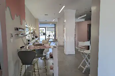 Negozio in vendita, Viale Gianluigi Bonelli , Roma