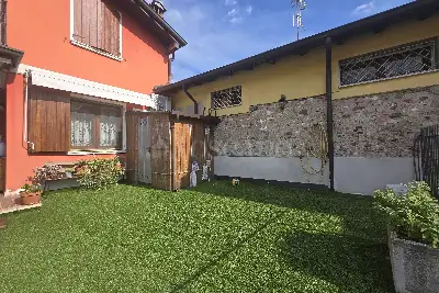 Casa Indipendente in vendita, Ad.ze Casa Natale di Papa Paolo VI, Concesio