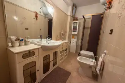 Villa Bifamiliare in vendita, Viale America, Ladispoli