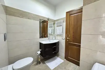 Casa in vendita, Via Umberto Saba, Roma