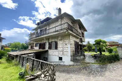 Villa Bifamiliare in vendita, Via della Croce, Attigliano