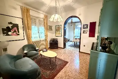 Villa in vendita, Via Canossi, Rezzato, Rezzato