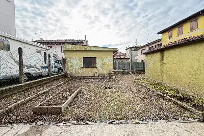 Casa Indipendente in vendita, Via Giorgio Amendola, Roncadelle