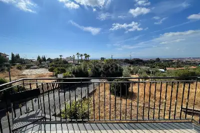 Villino a Schiera in vendita, Via Currolo, Catania