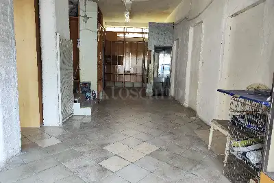 Negozio in affitto, Via Damiano Macaluso, Roma