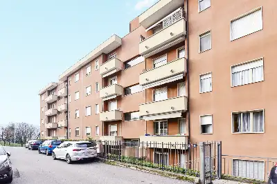 Casa in vendita, Via Salvatore Quasimodo, Como