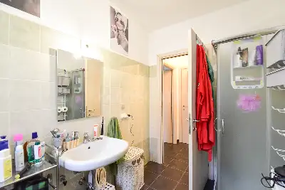 Casa in vendita, Via Giuseppe Garibaldi, Montano Lucino